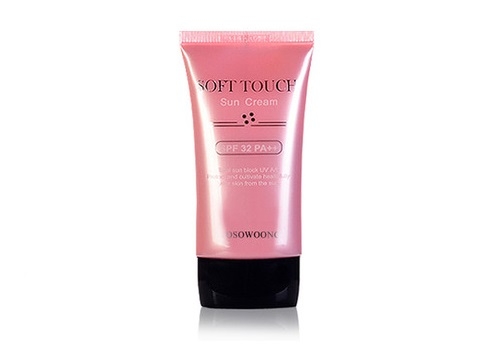 Солнцезащитный крем для чувствительной кожи SPF32 [TOSOWOONG] Soft Touch Sun Cream